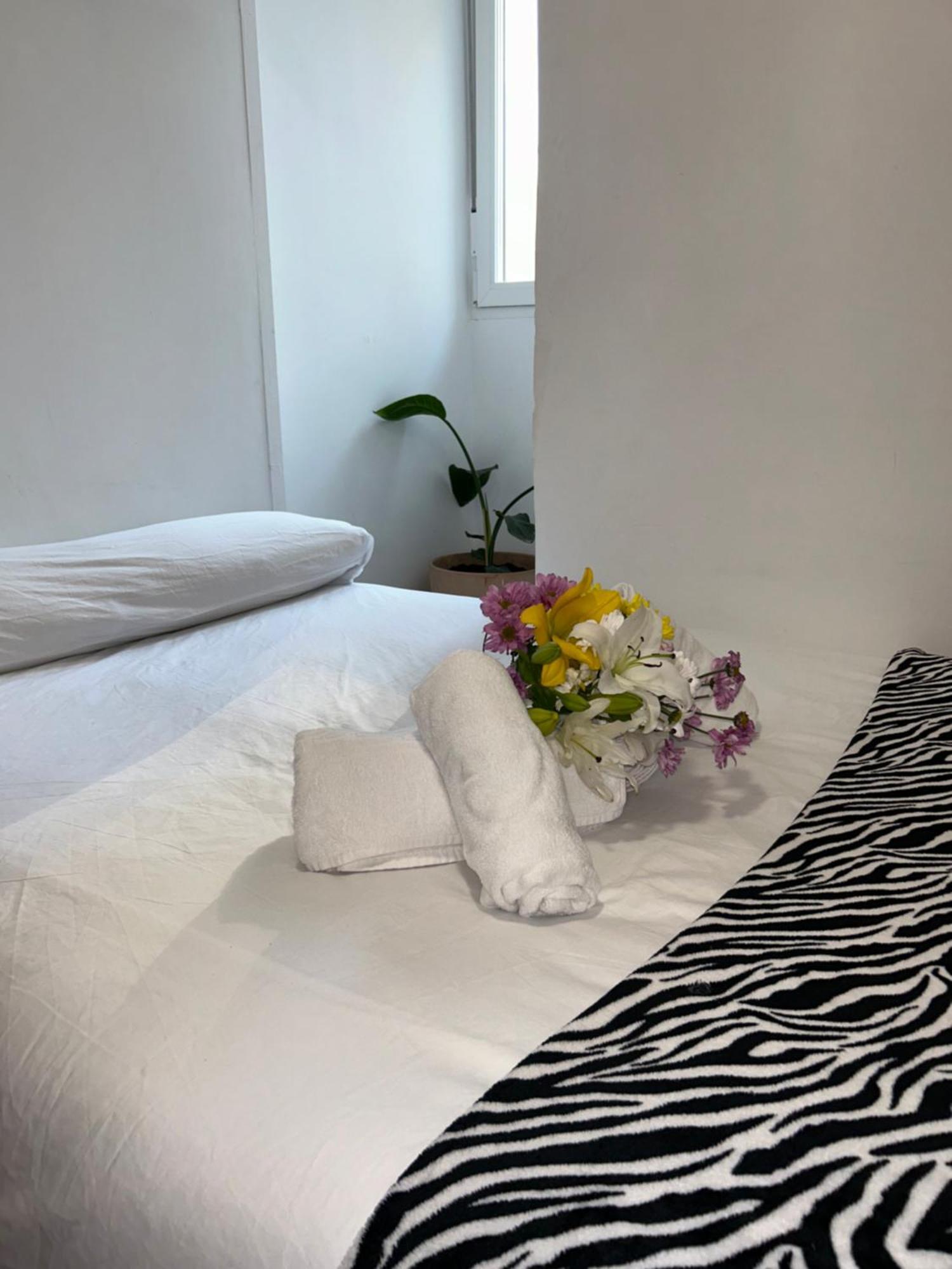 Penthouse Madrid View Apartamento Exterior foto